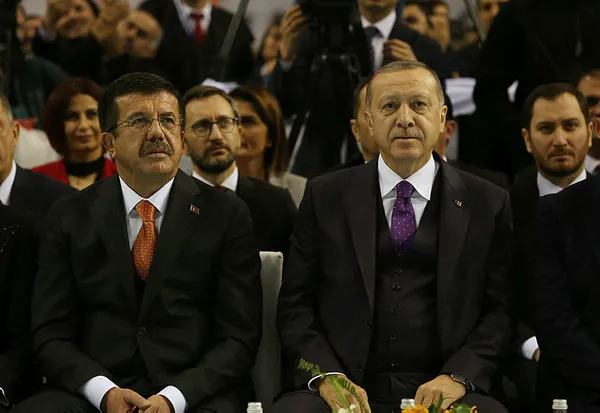 İzmirliler Nihat Zeybekci’ye WhatsApp’tan ulaşacak