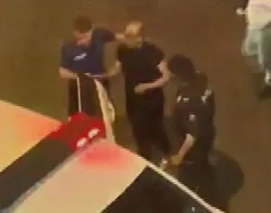 taciz-iddiasina-meydan-dayagi-yer-istanbul-esenler-1686657981343.jpeg Taciz iddiasına meydan dayağı! Yer: İstanbul Esenler - 1