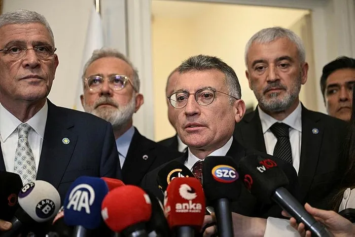 1717071303351.jpeg AK Parti'den İYİ Parti Genel Başkanı Müsavat Dervişoğlu'na ziyaret - 1