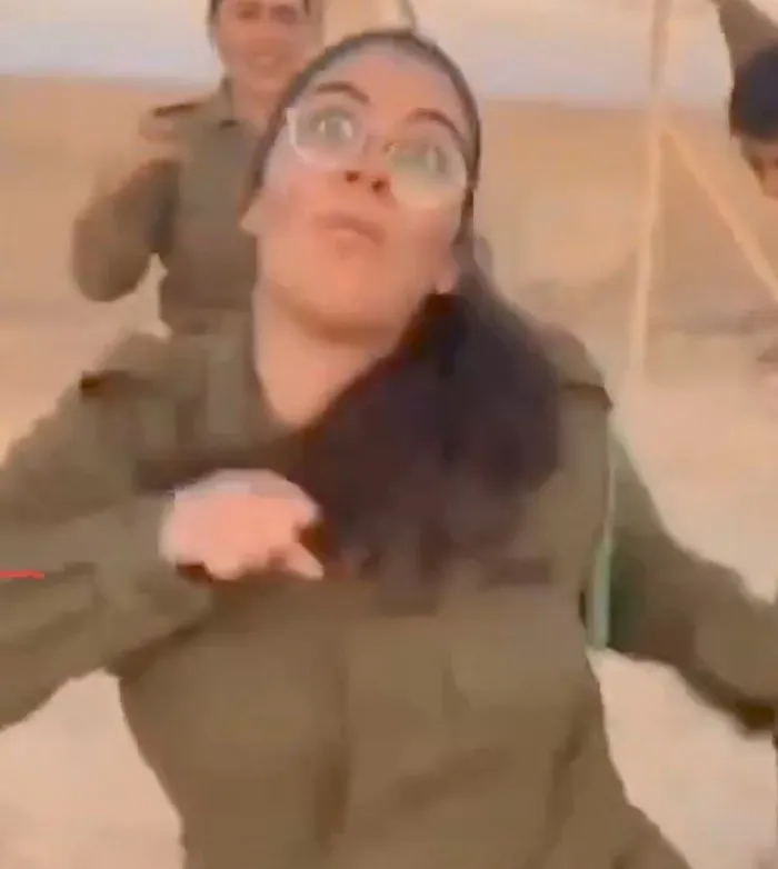 kassam-tugaylarindan-israile-mesaj-esirler-konustu-bunlarin-hepsi-hukumet-ve-ordu-yuzunden-1736057571844.jpg Albag'ın TikTok için çektiği görüntülerden ekran fotoğrafı (X)