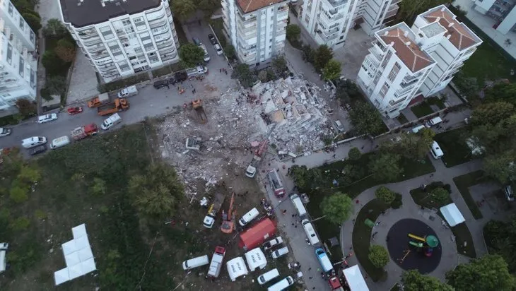 Depremin merkez üssünde dikkat çeken kare!