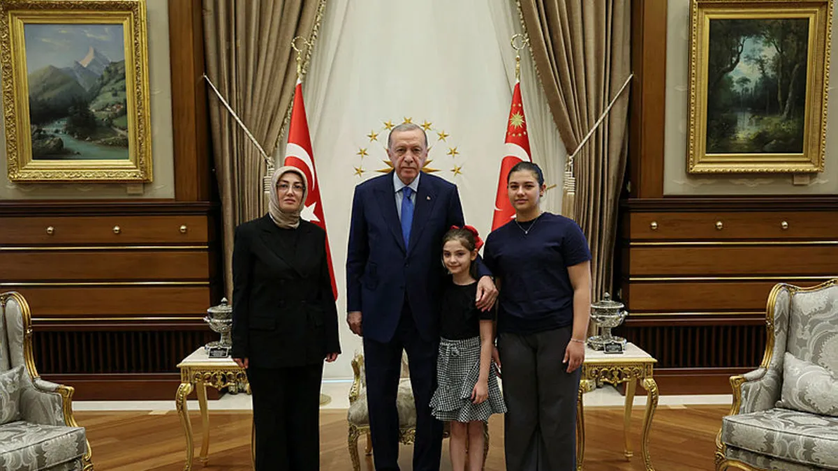 Sinan Ateş'in eşi Ayşe Ateş kızıyla Başkan Erdoğan arasında geçen diyalogu anlattı