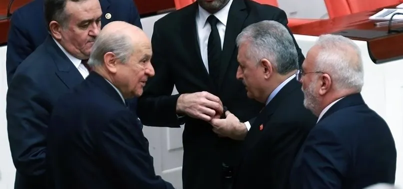 Meclis’te sürpriz Yıldırım - Bahçeli görüşmesi