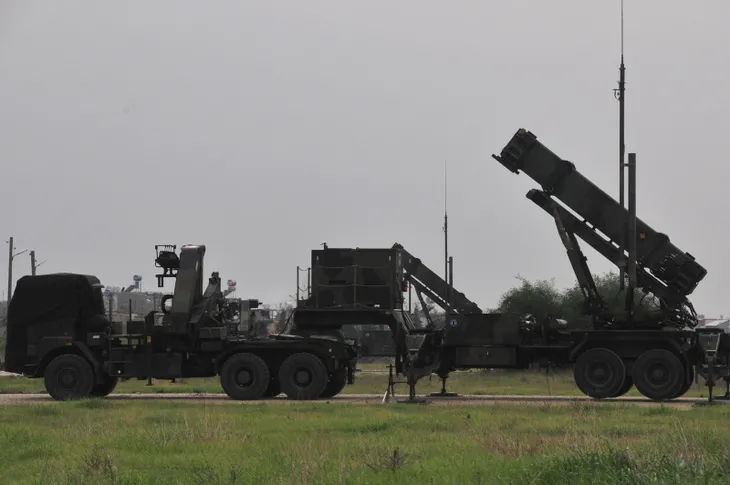 S 400 mü Patriot mu? Hangisi daha güçlü?