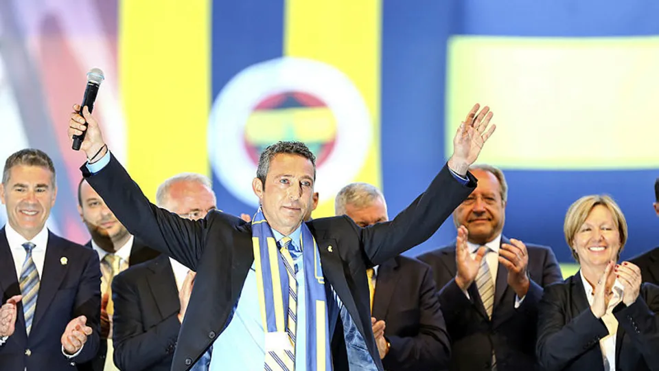 Fenerbahçe'ye iki dev sponsor!