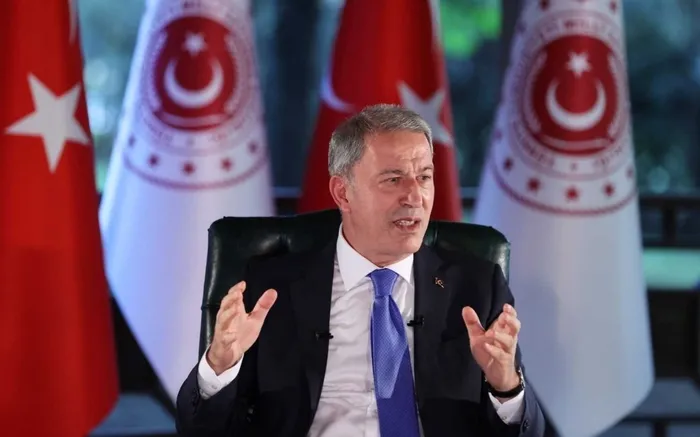 milli-savunma-bakani-hulusi-akardan-carpici-aciklama-cin-siseden-cikti-750den-fazla-projemiz-var-1660251979437.jpg Milli Savunma Bakanı Hulusi Akar'dan çarpıcı açıklama: Cin şişeden çıktı! 750’den fazla projemiz var - 1