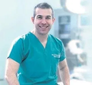 doktorlar-dizisi-gercek-oldu-14-yillik-esinden-bosanmisti-yasemin-ergene-gonlunu-bakin-kime-kaptirdi-1759987805501.jpeg Kaynak: SABAH