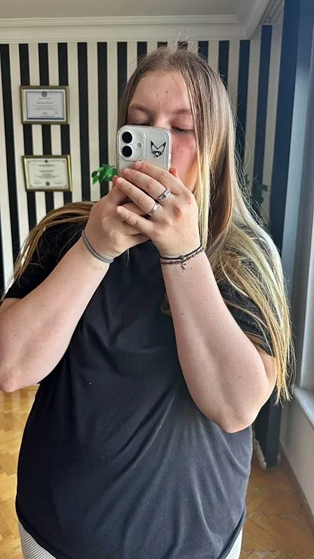 1752395608676.jpeg Tahliye olan Ekaterine Burnashkina bebeğini almak istediğini söyledi. (İHA)