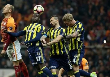Fenerbahçe'de Simon Kjaer paniği