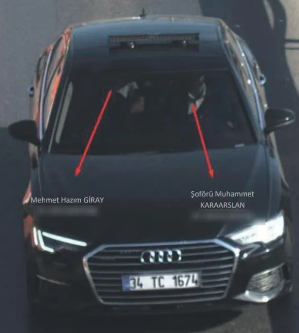 CHP’li Ali Mahir Başarır’ın çakarlı arabası suç kaydı olan iş insanında çıktı!