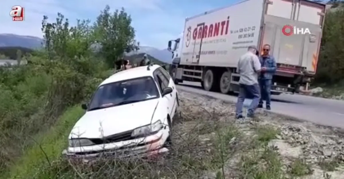 Kamyona çarpmamak için manevra yaptı
