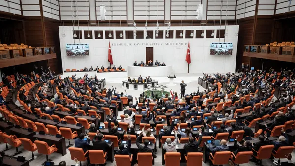 1687189444175.jpg CHP'li isimden DEVA Gelecek ve Saadet Partisi'ne dolandırıcılık davası! Kaptırılan vekillerin acısı hala taze... - 7