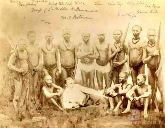 Yaklaşanı öldürüp etiyle besleniyorlar! Uçan cisimlere ok ve mızraklarla saldırdılar 🏹 İşte dünyanın en vahşi kabilesi 6