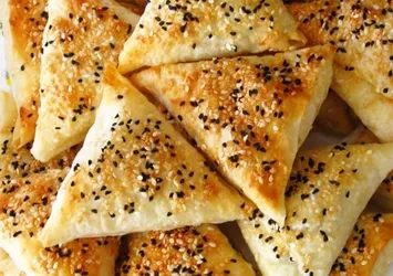 Soğanlı muska böreği nasıl yapılır?