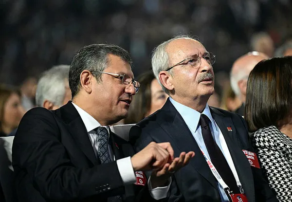 CHP’den bir Bay Kemal geçti! Kılıçdaroğlu’na veda zamanı! Devir teslim töreniyle siyasi kariyerine nokta koydu...
