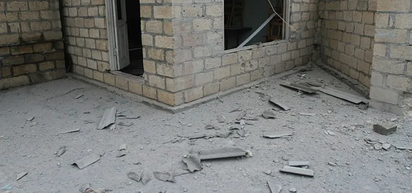 Ermenistan sivilleri hedef alıyor! Evin üzerine havan topu mermisi isabet etti