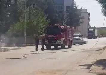 Elektrik hattı sıcağa dayanamadı