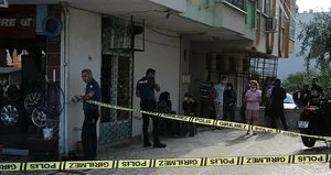 Satılığa çıkardığı dairesinde ölü bulundu