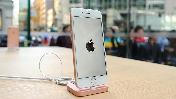 iOS güncellemesi yapanlar isyan etti! iPhone’un o modellerinde dev özellik altüst oldu!