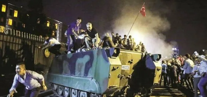 15 Temmuz gecesinde saat 02.19 itibariyle alınan ’NATO’ kararı