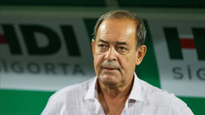 Son dakika: Bursaspor'un yeni teknik direktörü belli oldu - 2