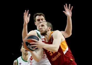 Galatasaray, Baskonia'ya diş geçiremedi