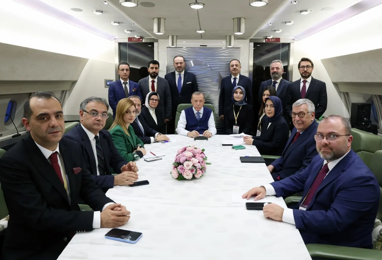 Son dakika: Başkan Erdoğan'a "Son kez yetki" sözü soruldu: Siyasetten çekilmem anlamına gelmez