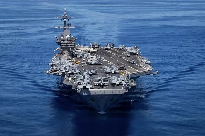 kuzey-koreden-abdye-tehdit-caydirici-guc-kullaniminda-yeni-bir-rekora-imza-atariz-1741077781779.jpg ABD uçak gemisi USS Carl Vinson (Arşiv)