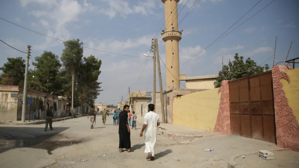 Tel Abyad'da terörsüz ilk Cuma namazı