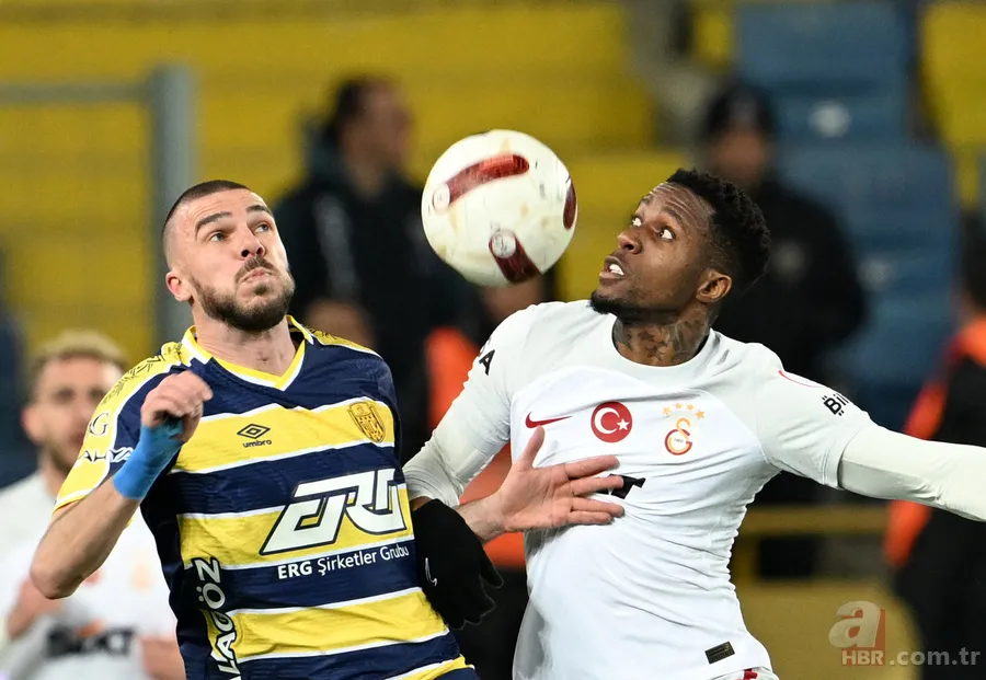 Galatasaray'da Zaha krizi! Okan Buruk'la görüştü ve... 8