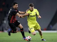 Kanarya zirve yarışında kan kaybetti