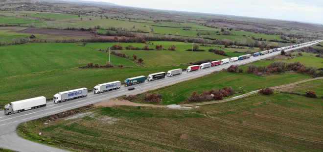 Hamzabeyli Sınır Kapısı’nda kilometrelerce tır kuyruğu! "Türkiye’nin ihracatını engellemeye çalışıyorlar"