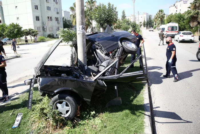 Adana’da YKS'ye gireceği okula yalnızca 200 metre kala kaza geçiren kardeşler sınava giremedi - 4