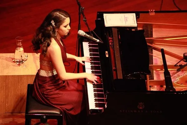 Karsu kimdir, kaç yaşında? Müzisyen Karsu Dönmez nereli, mesleği nedir?