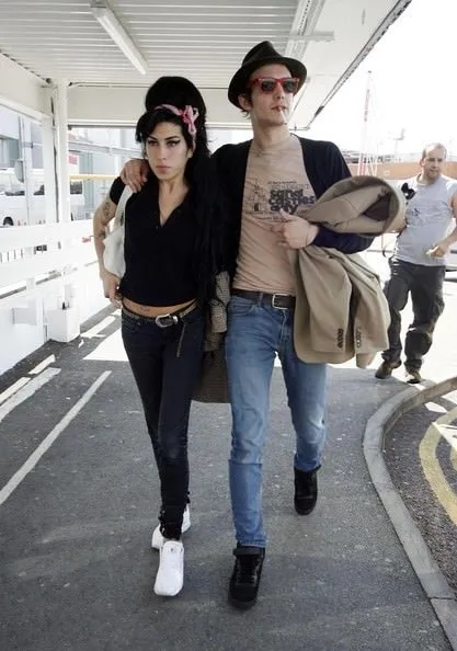 amy winehouse hayatinin askiydi