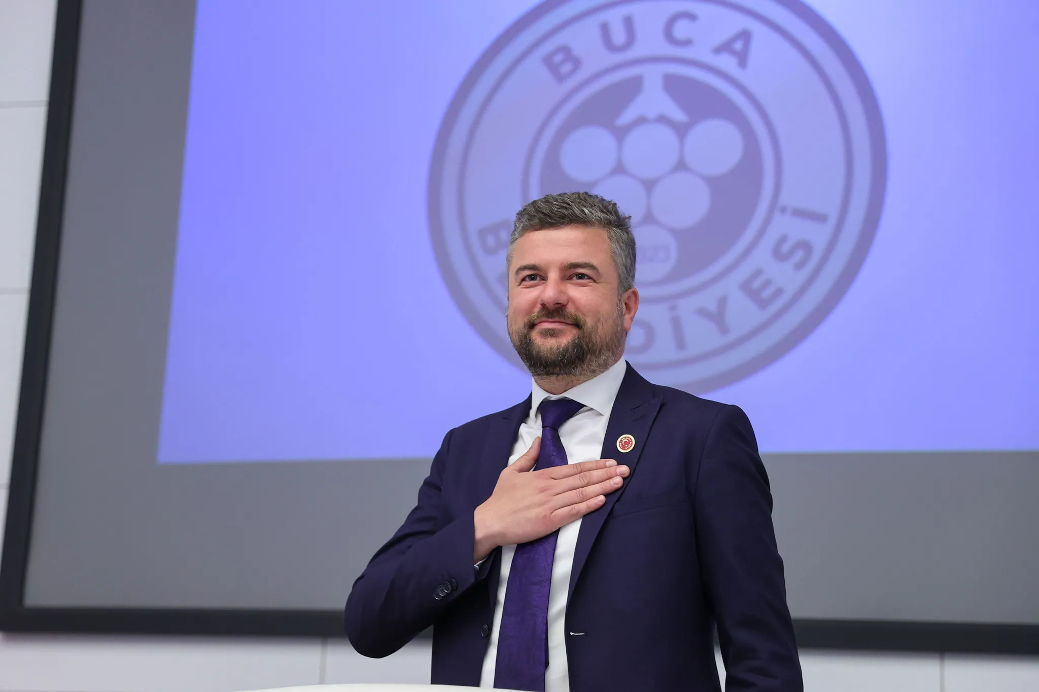 Buca Belediyesi'ne operasyon! CHP'li Belediye Başkanı Görkem Duman gözaltında