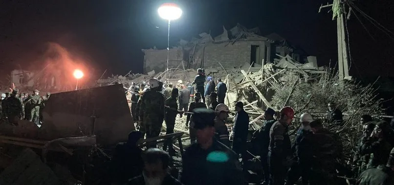 Azerbaycan Cumhurbaşkanı Yardımcısı Hacıyev A Haber'de konuştu: 20'den fazla ev yıkıldı