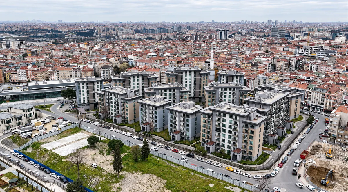 istanbulda-buyuk-donusum-1602-konut-icin-kura-tarihi-1789652505516.png Çevre, Şehircilik ve İklim Değişikliği Bakanı Murat Kurum, 1.602 bağımsız bölüm için düzenlenen kura törenine katılacak.