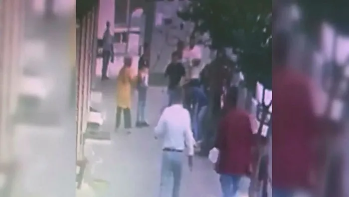 Zeytinburnu'nda 1,5 yaşındaki Umut bebek balkondan düştü - 1