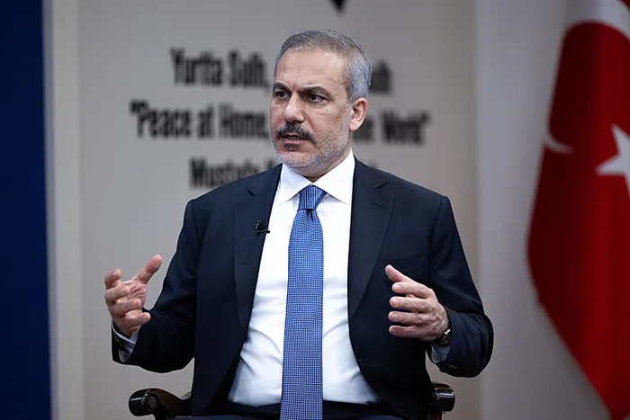 bakan-fidan-fransiz-televizyonuna-konustu-ypg-bizim-ne-istedigimizi-biliyor-1734782006129.jpeg Dışişleri Bakanı Hakan Fidan (A HABER ARŞİV)