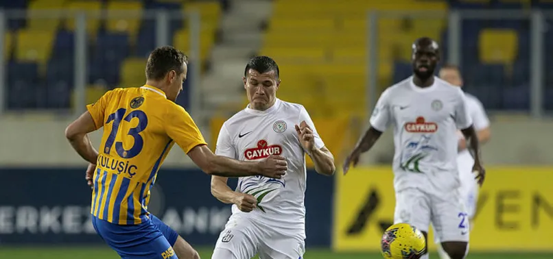 Çaykur Rizespor'da Umar sezonu kapattı