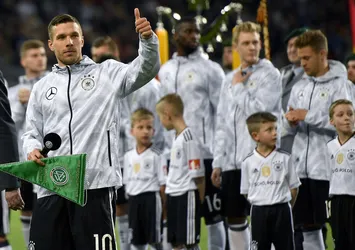 Lukas Podolski son kez milli oldu