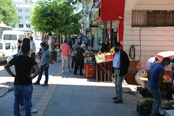 vaka-sayisi-artan-tek-il-tunceli-dikkat-ceken-aciklama-sehir-disindan-gelenler-1621777088285.jpg Vaka sayısı artan tek il Tunceli! Dikkat çeken açıklama: Şehir dışından gelenler... - 3