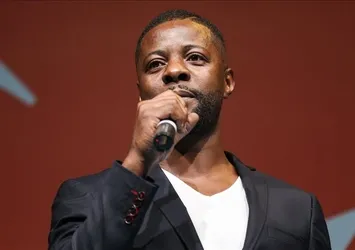 Pascal Nouma sevgilisiyle görüntülendi: "Artık o sayfaları kapattık"