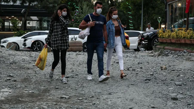 İBB, Yeşilköy’de yolu bitiremedi vatandaş sonunda isyan etti - 5
