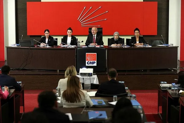 chpde-surec-resmen-basladi-secim-hezimeti-sonrasi-kurultay-karari-1685800037807.jpeg CHP'de süreç resmen başladı! Seçim hezimeti sonrası Kurultay kararı - 1