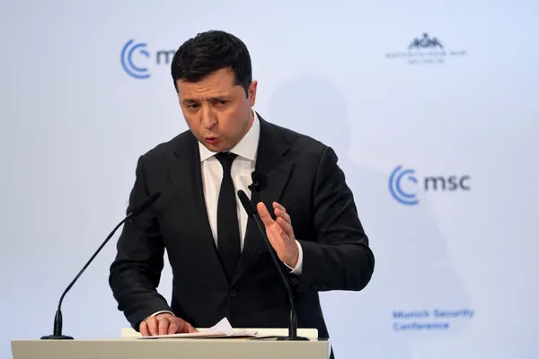 ukrayna-devlet-baskani-vladimir-zelenskiy-ukraynanin-sinirlari-oldugu-sekilde-kalacak-1645499094436.jpg Ukrayna Devlet Başkanı Vladimir Zelenskiy: "Ukrayna'nın sınırları olduğu şekilde kalacak" - 3