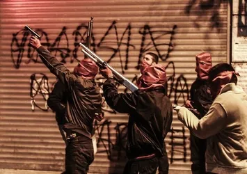 CHP'li belediyeler kasalarını DHKP-C'ye açtı! Molotof paraları CHP'li belediyeden