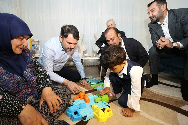 Başkan Erdoğan Elazığlı depremzede aileyle telefonda görüştü! Evlerimiz o biçim, size dua ediyoruz