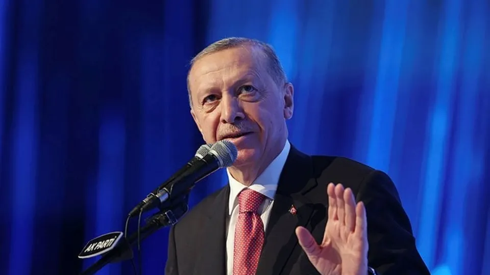Başkan Erdoğan rakipleriyle arayı açıyor! İşte 16 seçimi kazandıran anlayış